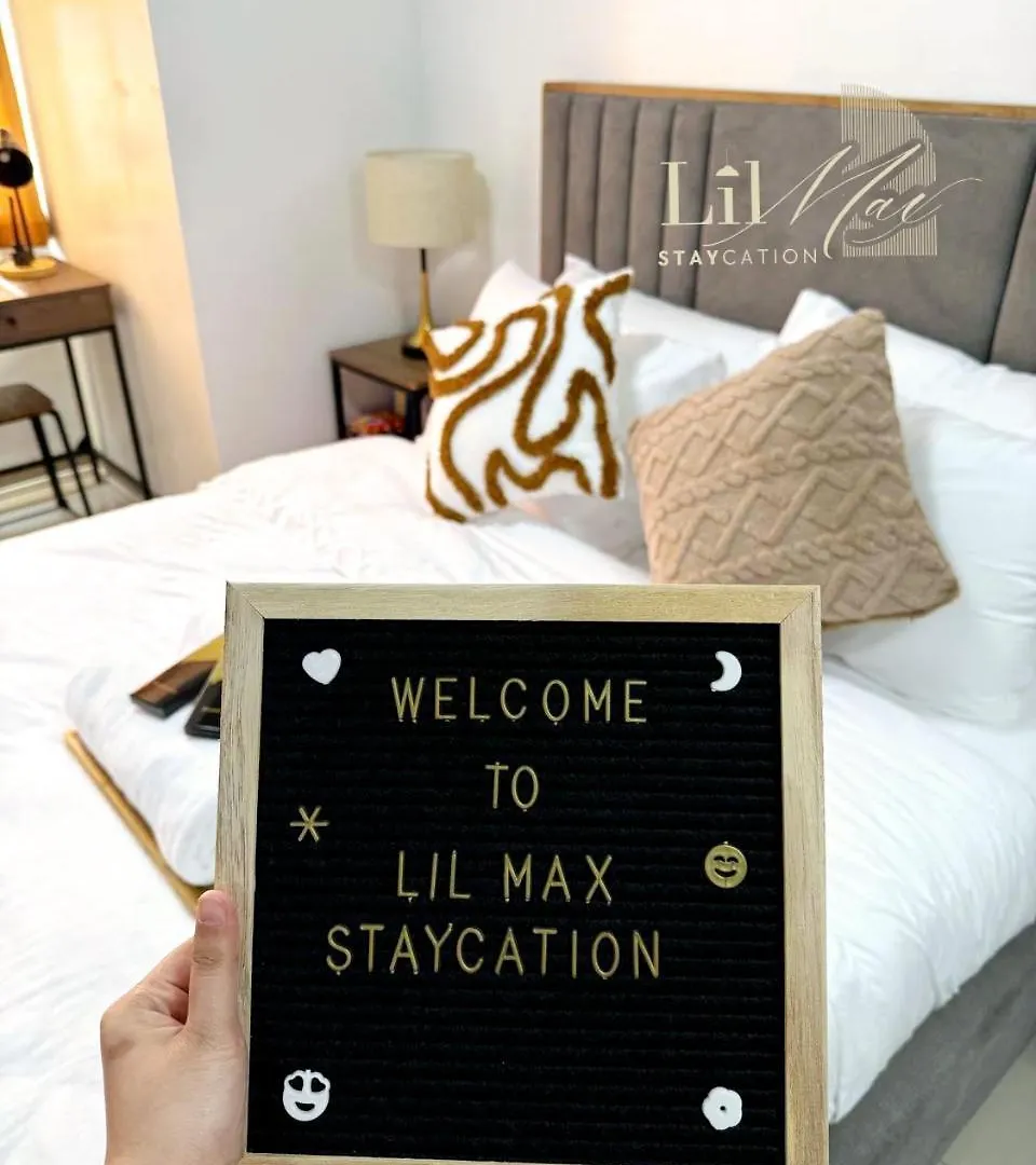 Lil Max Staycation Manila 0*,